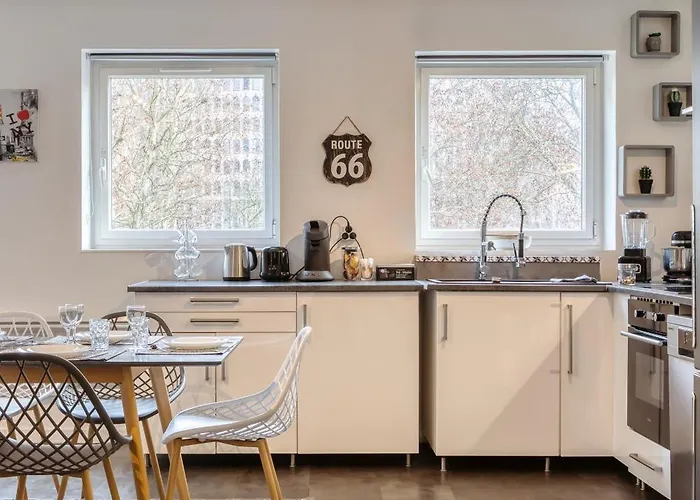 L'amiral - 6 Pers-parking Gratuit- Fibre-spacieux Appartamento *