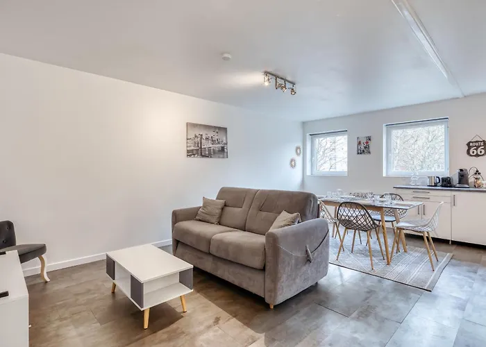 L'amiral - 6 Pers-parking Gratuit- Fibre-spacieux Appartamento Rouen